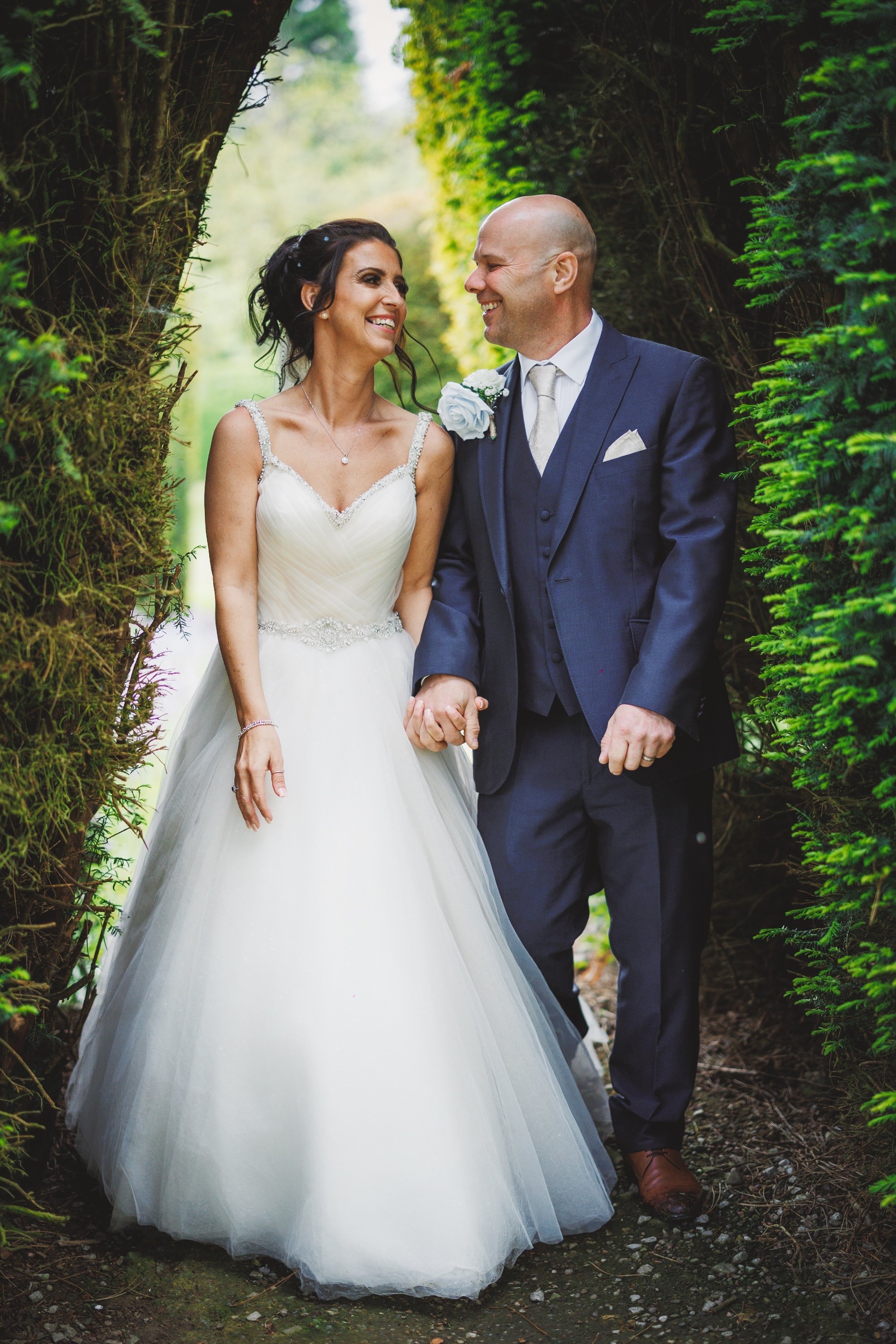 carousel-hero-element image-1